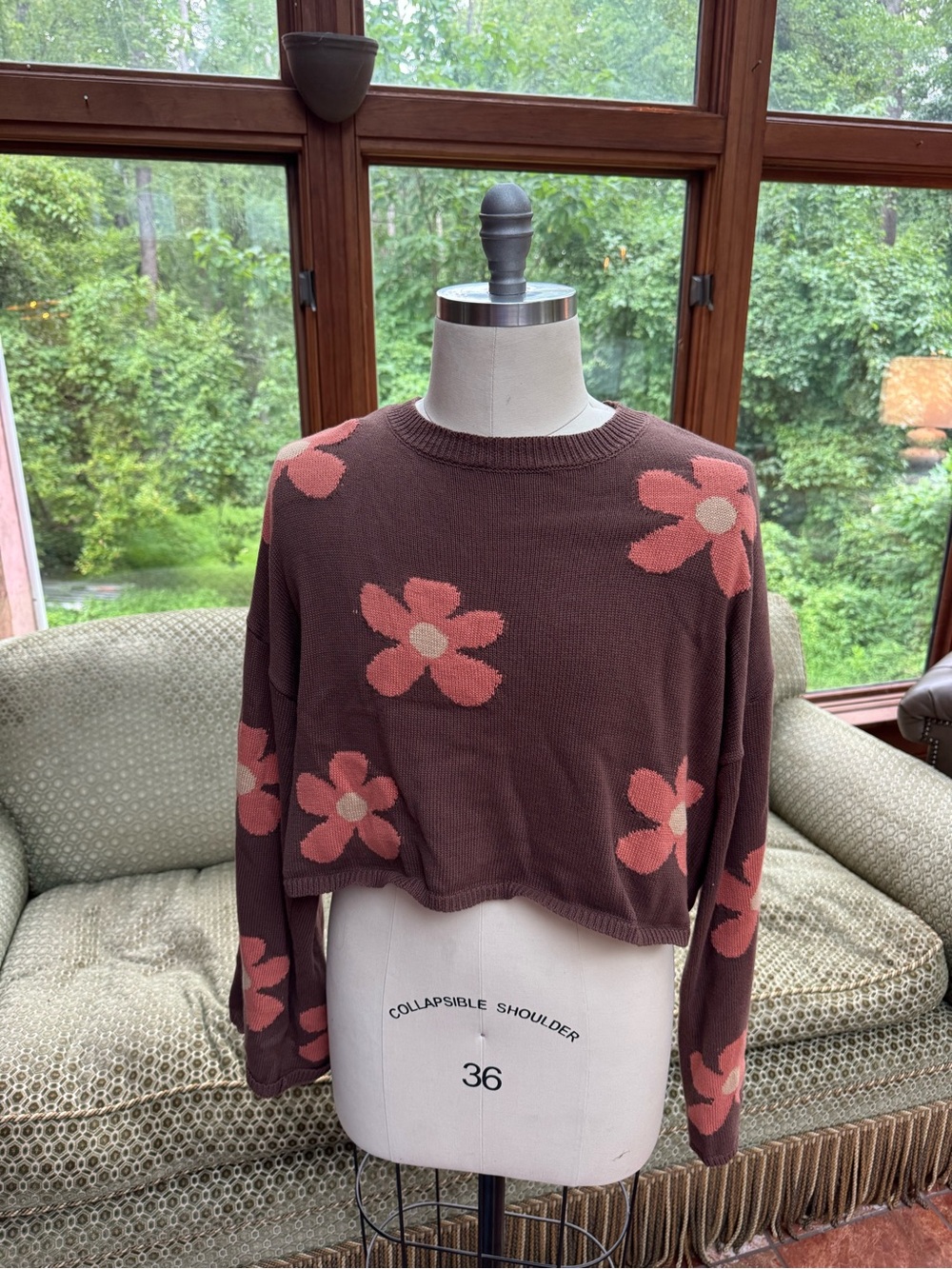 Crop Flower Sweater
